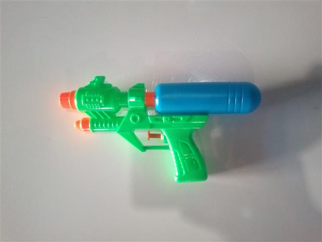PISTOLA DE AGUA-TS41388